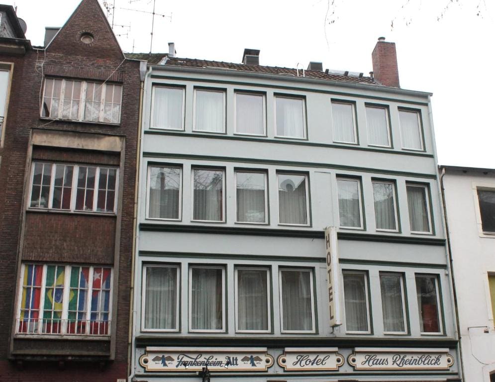 Altstadt Hotel Rheinblick - Main view