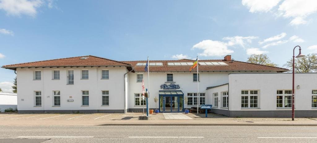 Hotel am Wariner See - Main view