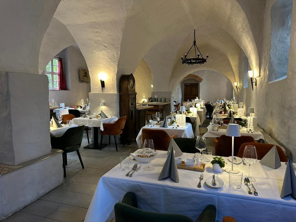 Hotel & Spa Wasserschloss Westerburg - View 3