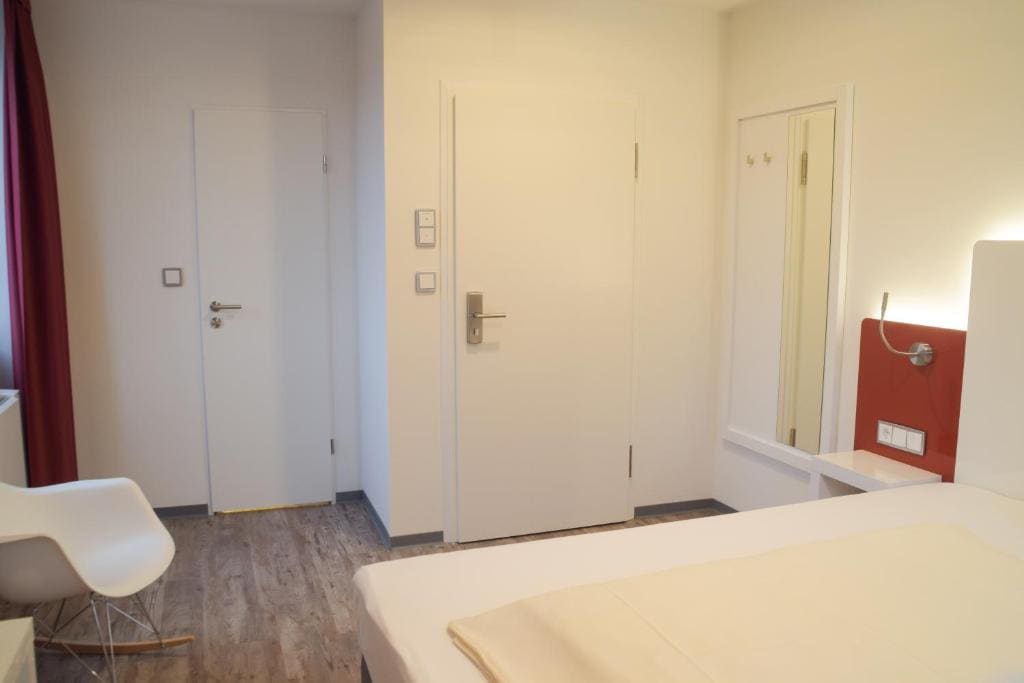 Hotel Arts - View 7