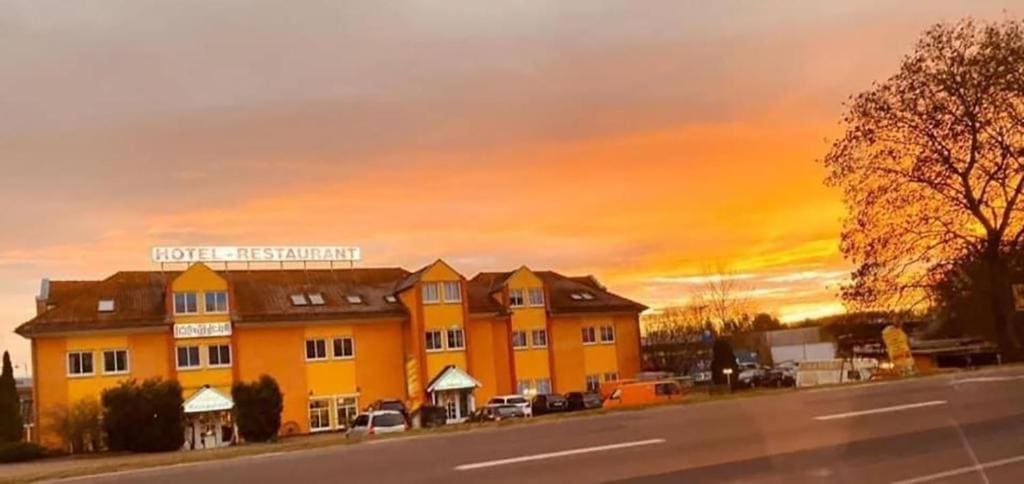 Hotel Auberge Restaurant - Main view