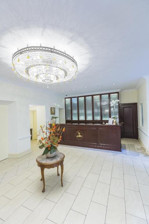 HELIOPARK Bad Hotel Zum Hirsch - View 7