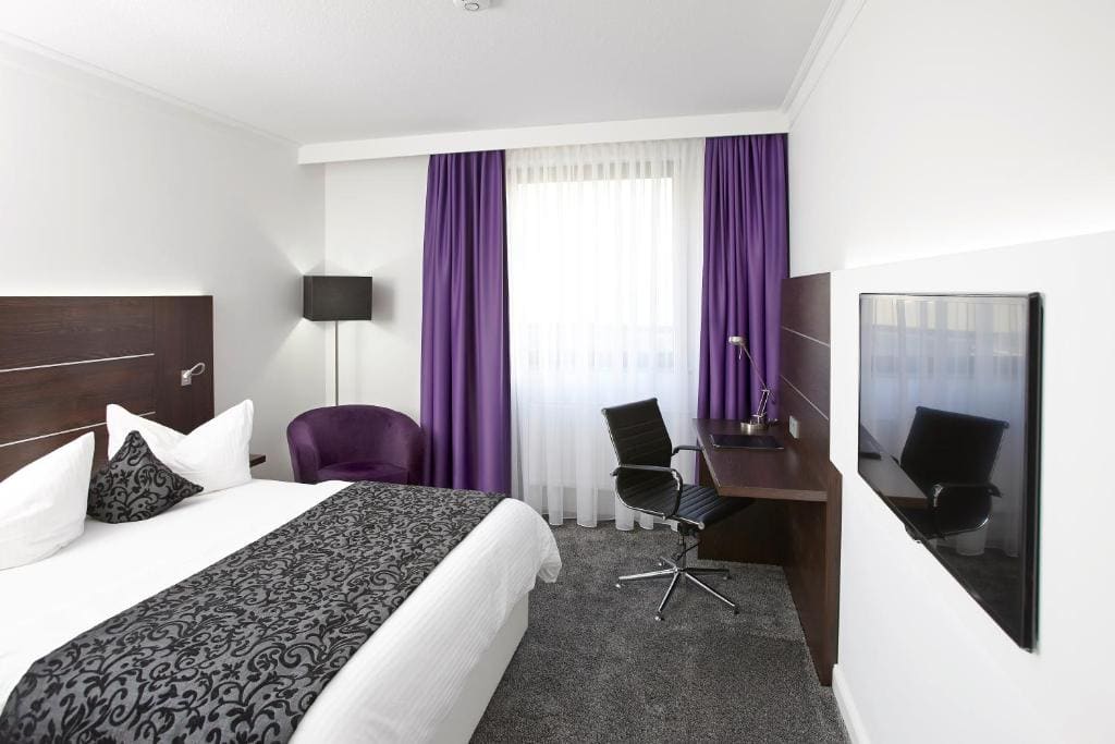 Central Hotel - View 6