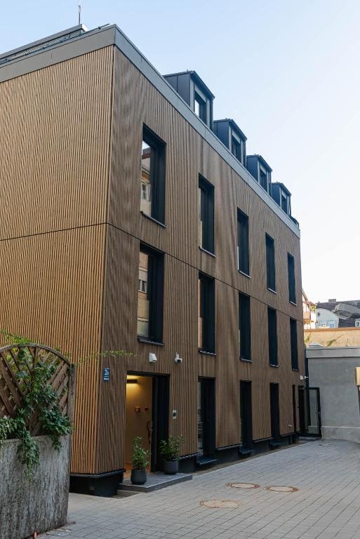 Conlon House Lower East Side - Main view