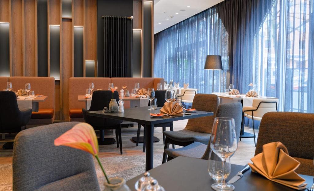 DoubleTree by Hilton Hannover Schweizerhof - View 4
