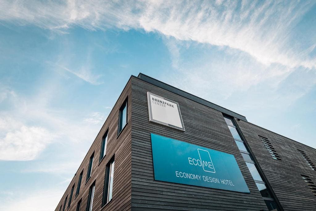ECOME Hotel - Main view
