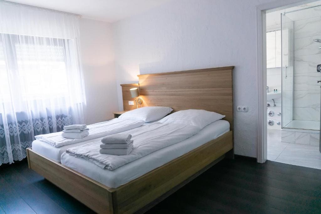 Eisberg Gästehaus & De Luxe Appartements - Προβολή 4