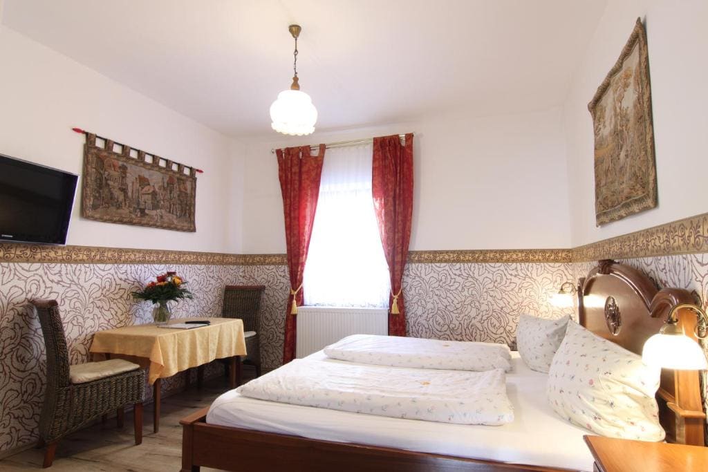 Kreuzerhof Hotel Garni - View 7