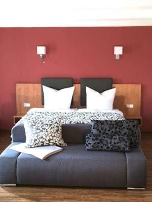Hotel Garni Demmel & Cie — Hauptbild