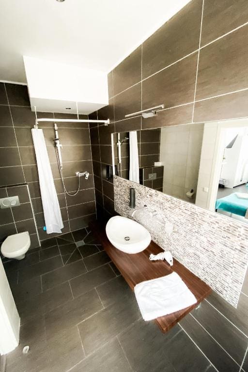 Tau Design Hotel - Main view