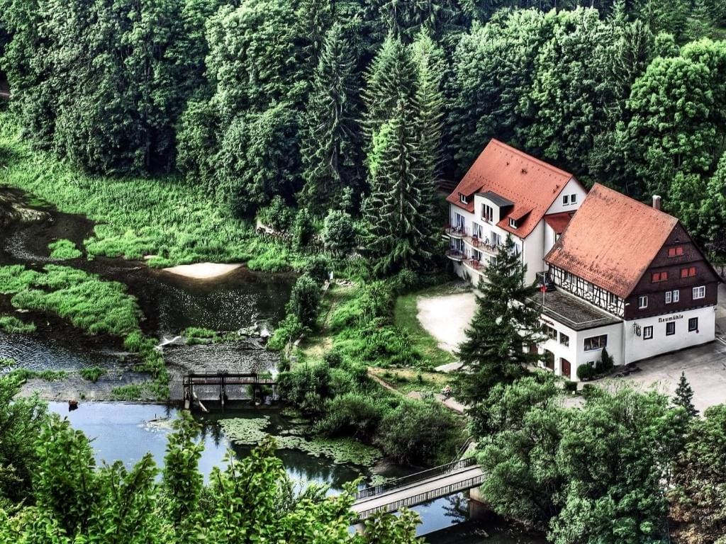 Hotel-Gasthof Neumühle - Main view