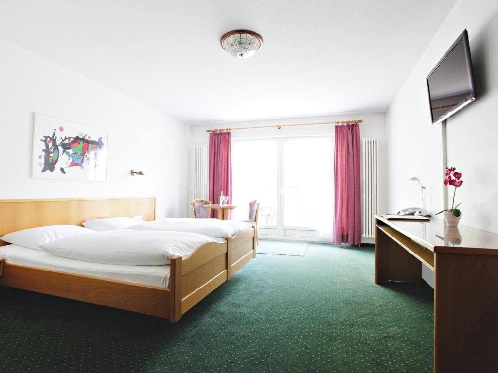 Hotel-Gasthof Neumühle - View 2