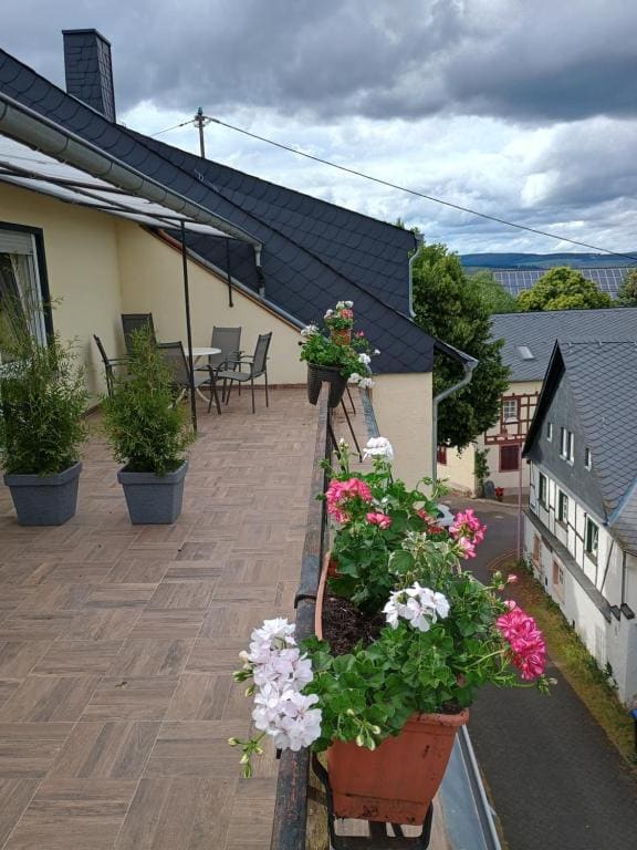 Gasthof Zur Grafschaft Veldenz - View 2