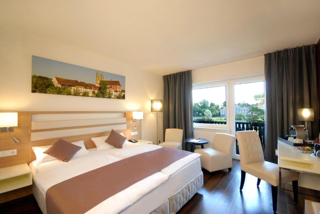 Hotel Goldener Knopf - View 2