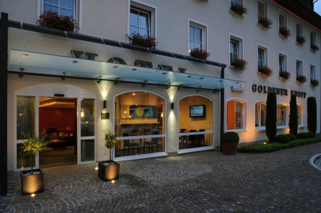 Hotel Goldener Knopf - Main view