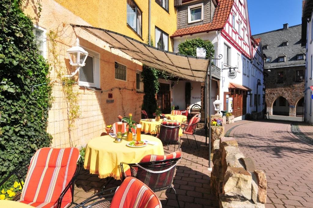 Hotel Goldflair am Rathaus - View 6