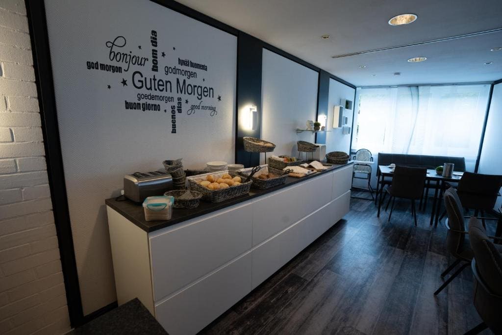 Hotel Grille - View 7