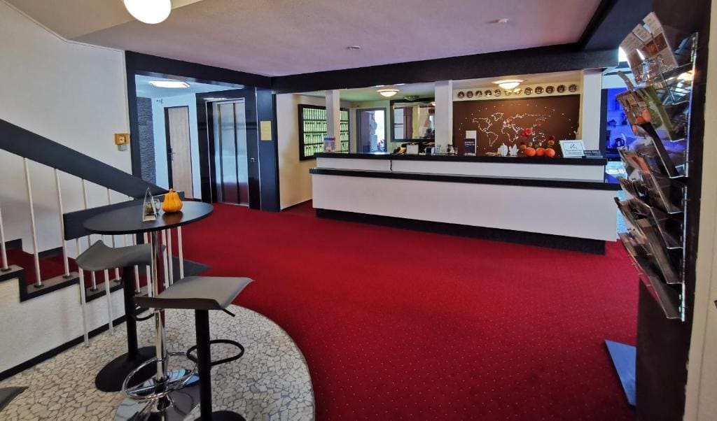 Hotel Grille - View 5