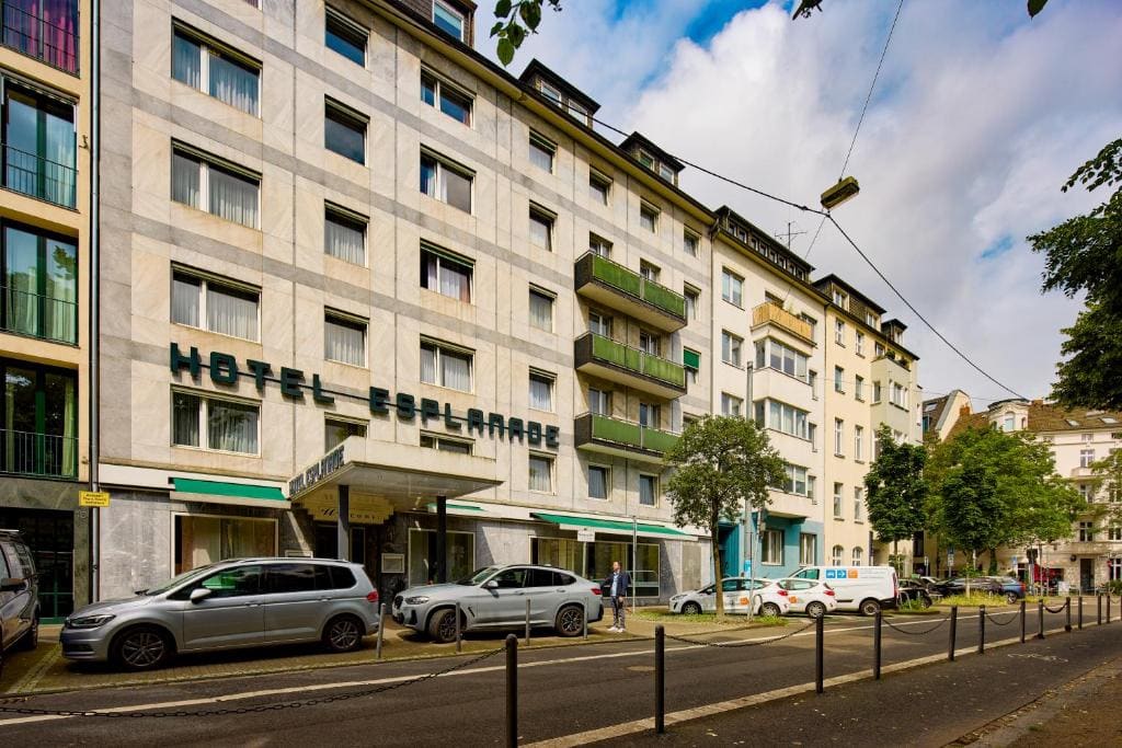 Trip Inn Hotel Esplanade, Düsseldorf - Main view