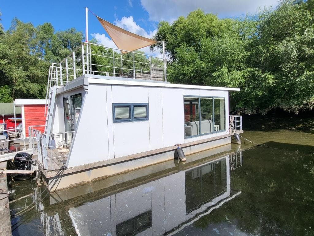 Hausboot Hafen2wo - Main view