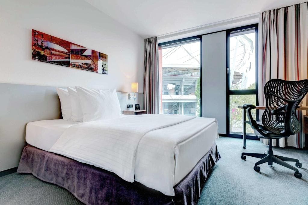 Hilton Garden Inn Stuttgart NeckarPark - View 2