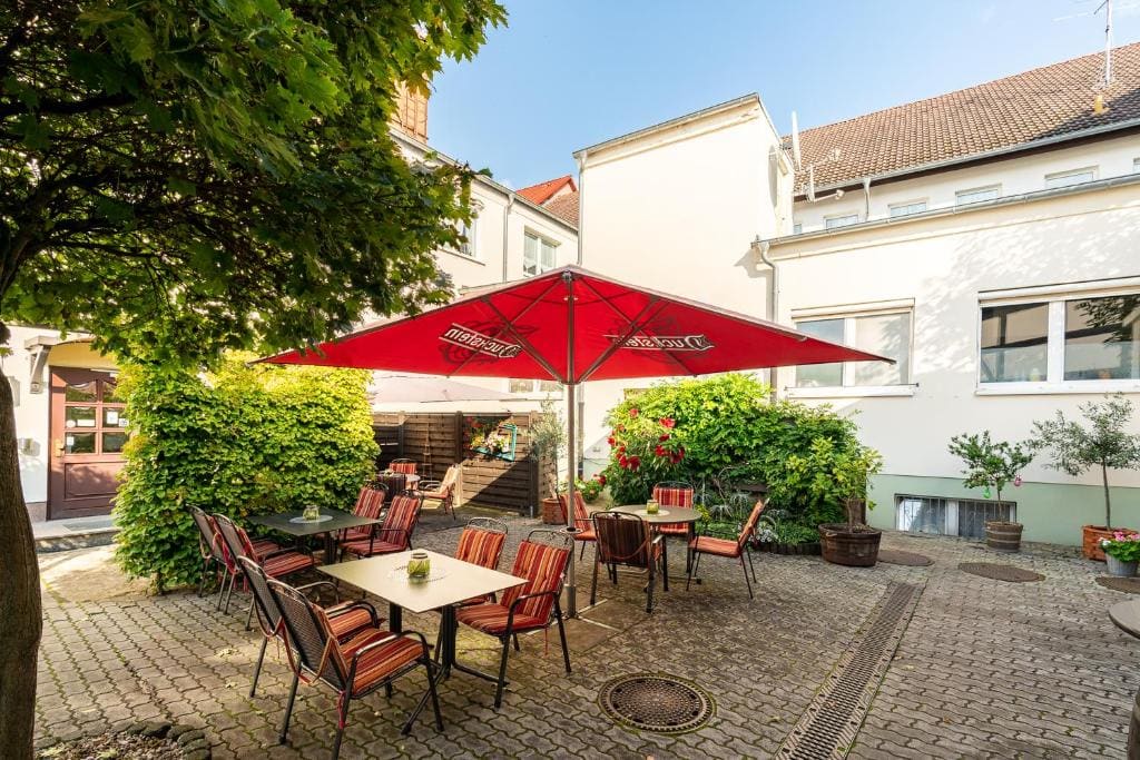 Hotel & Restaurant Stadt Genthin - View 5
