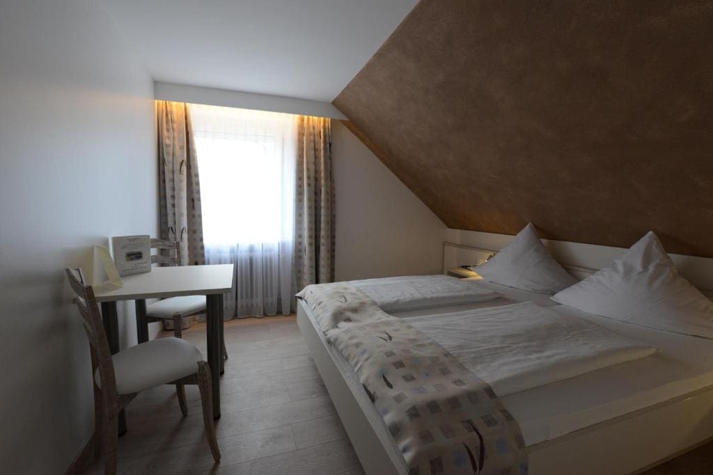Hotel Bella Vista - View 2