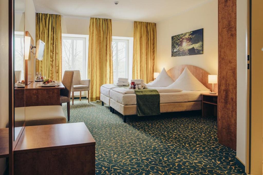 Kulturhotel Fürst Pückler Park - View 6