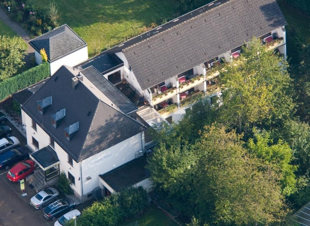 Kurparkhotel-Gemünd - Main view