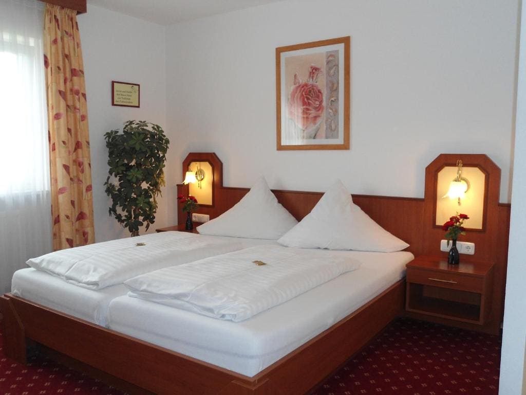 Hotel Hutzenthaler - View 7