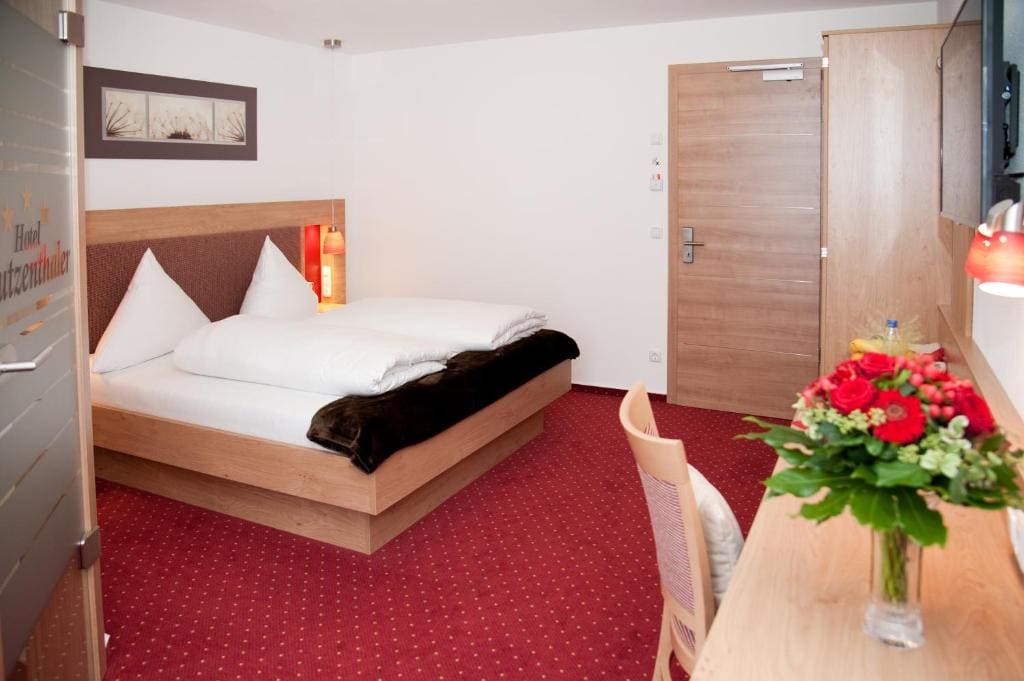 Hotel Hutzenthaler - View 2