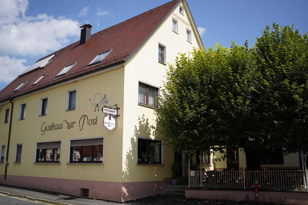 Hotel-Landpension Postwirt - Main view
