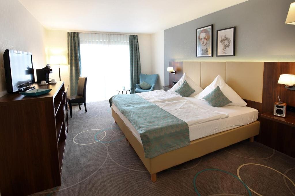 Lobinger-Parkhotel - View 2