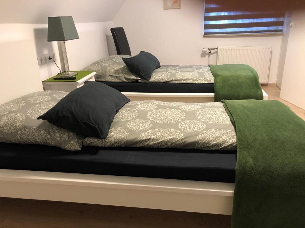 Messezimmer 4u - View 2