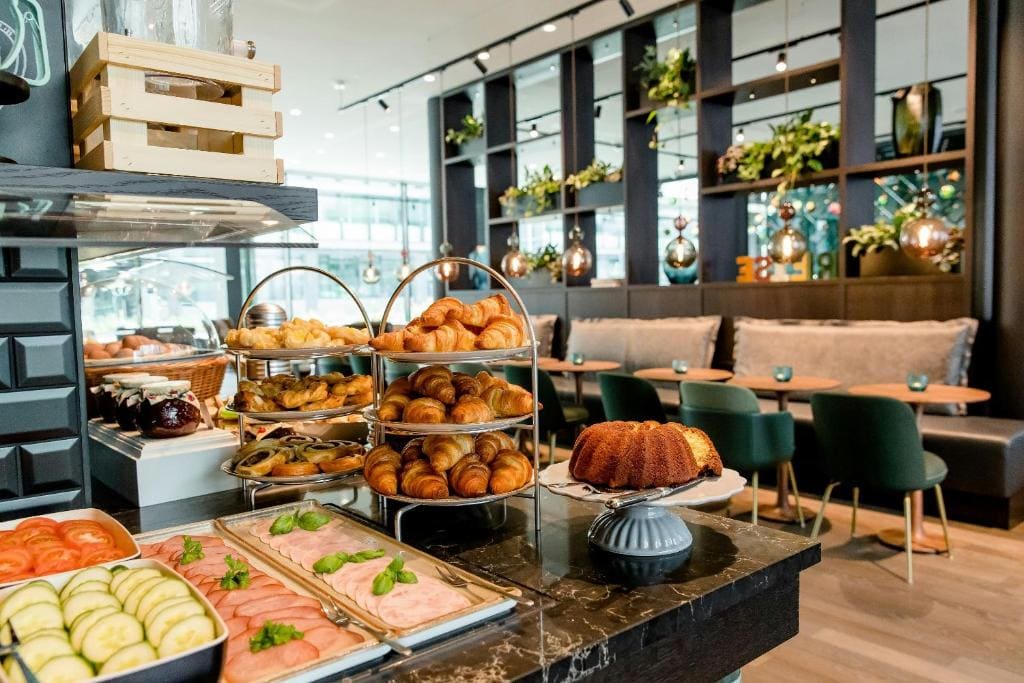Motel One Stuttgart-Hauptbahnhof - View 3
