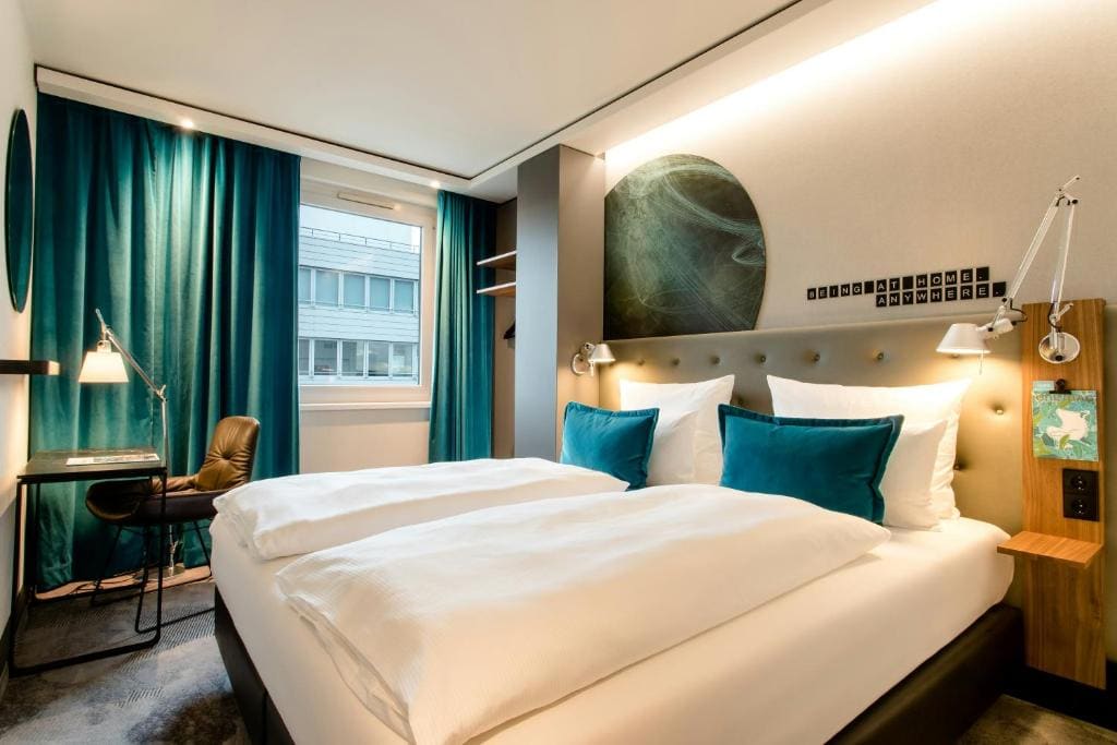 Motel One Frankfurt Airport - View 2