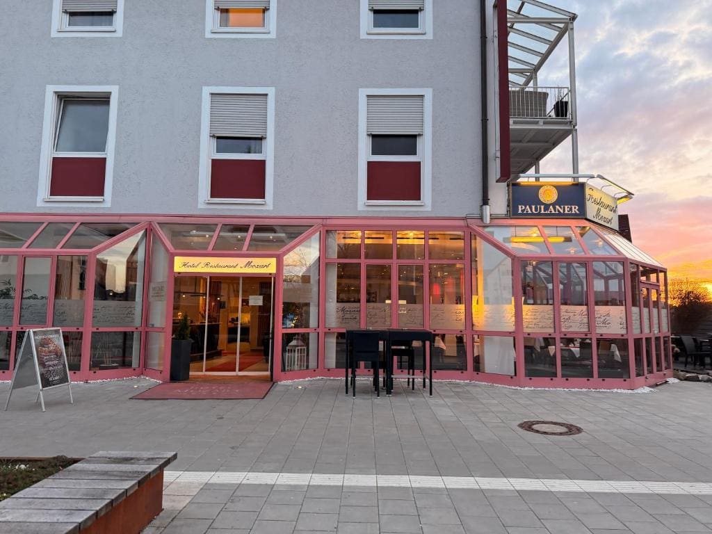 Hotel Mozart - Main view