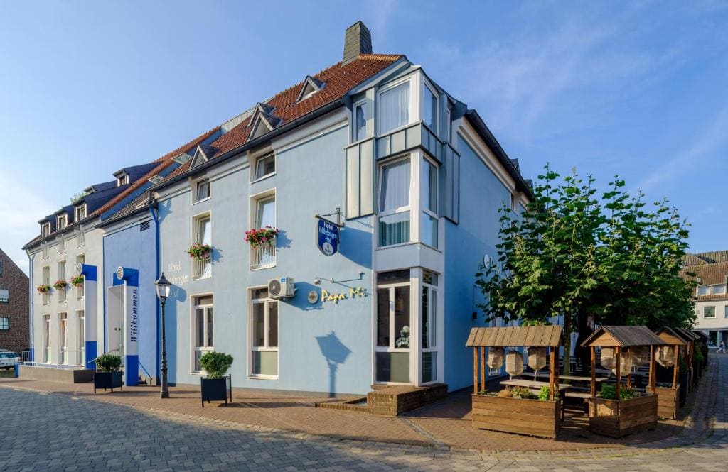 Hotel Nibelungen Hof - View 5