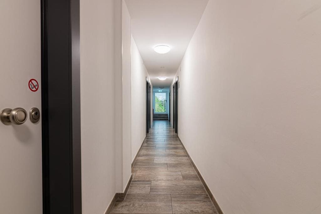 Nine Rooms - Serviced Rooms - View 2