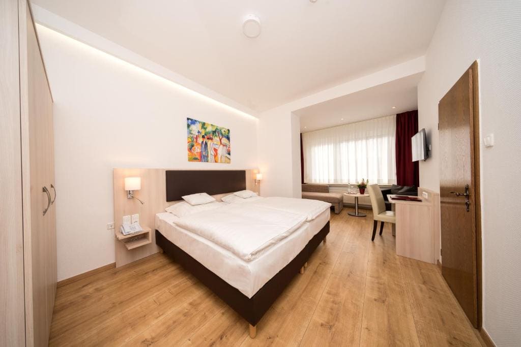 Parkhotel Pyrmont - View 2
