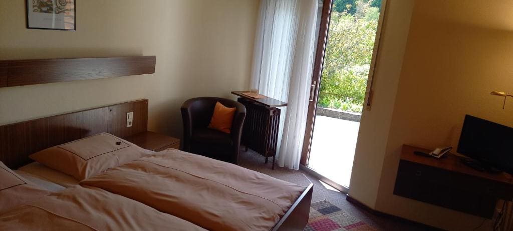 Pension Grasy - View 2
