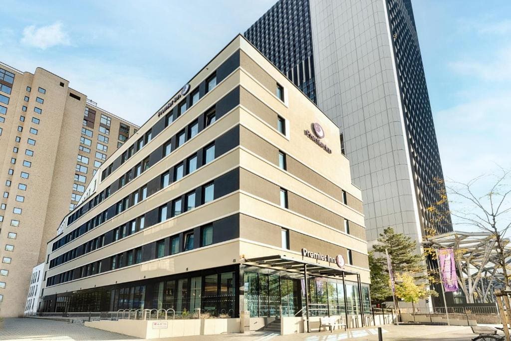 Premier Inn Frankfurt Westend - Main view