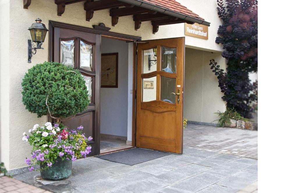 Hotel Reinhardtshof Garni - Main view