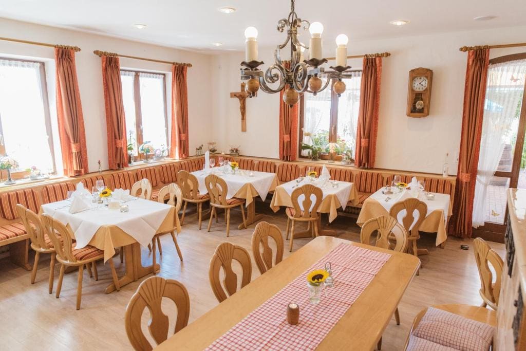 Hotel-Restaurant Gasthof Adler - View 4