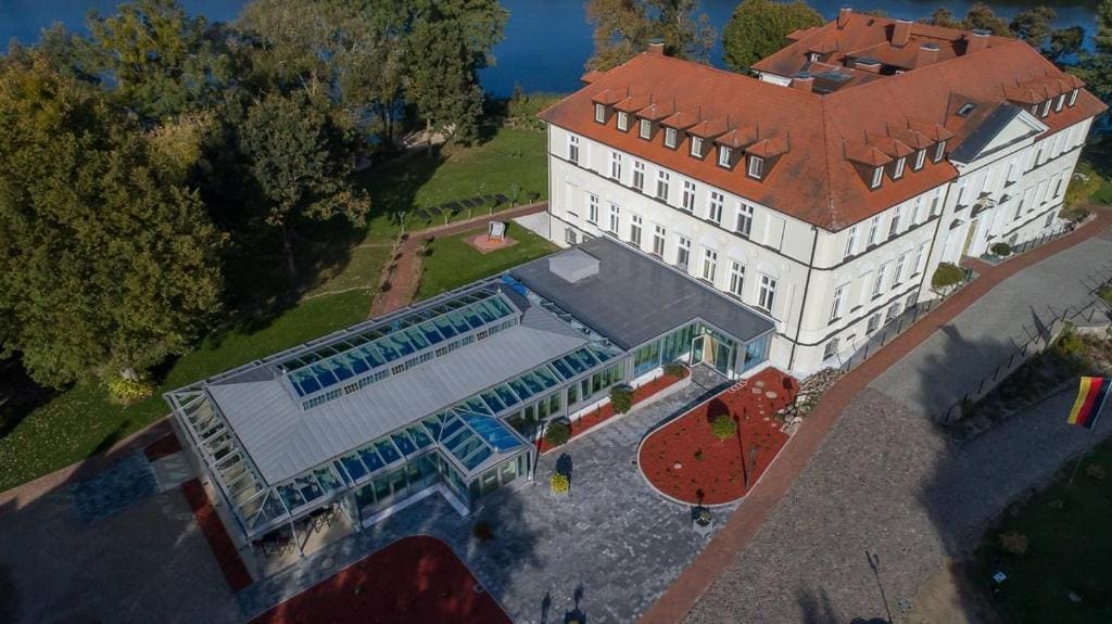 Seeschloss Schorssow - Main view