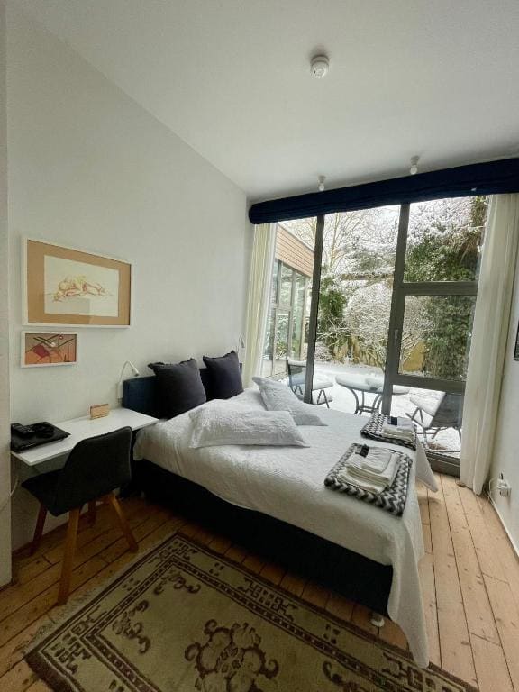 Room Art Lovers - Main view