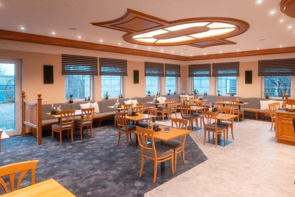 Roots Hotel Restaurant - View 3