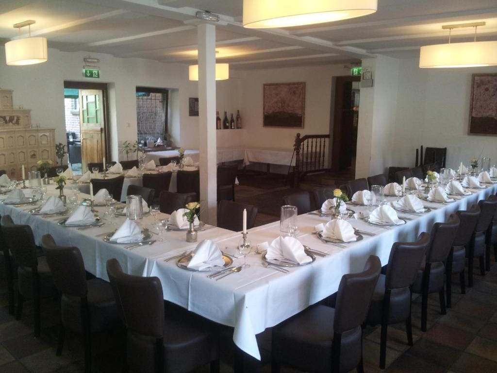 Hotel Schwarzer Adler - View 4