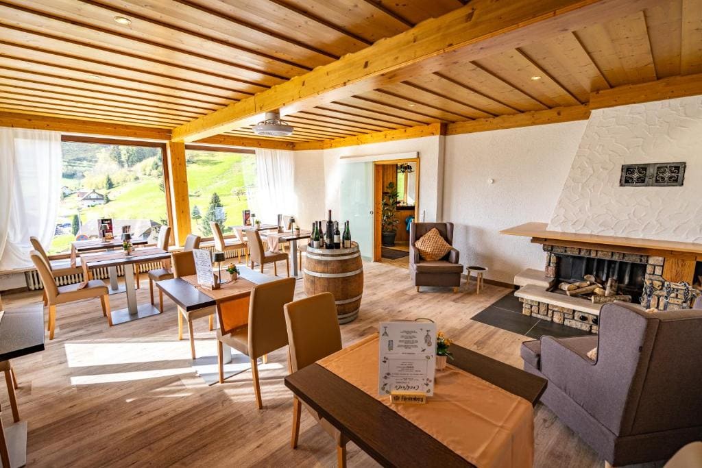 Schwarzwald Hotel Wiedenerhof - View 3