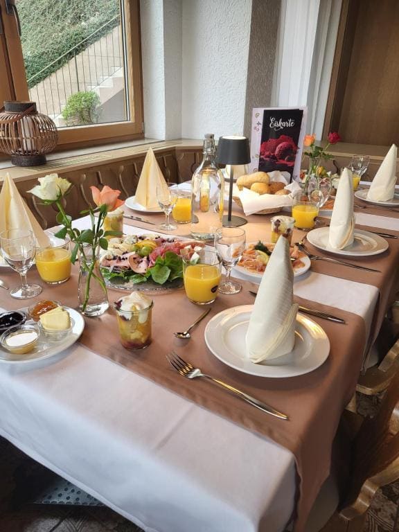 Schwarzwald Hotel Wiedenerhof - View 5